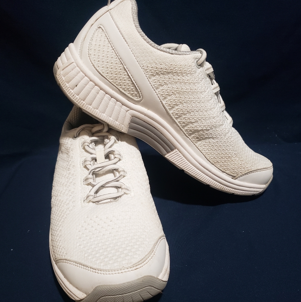Womens Orthfeet Sneakers 9W